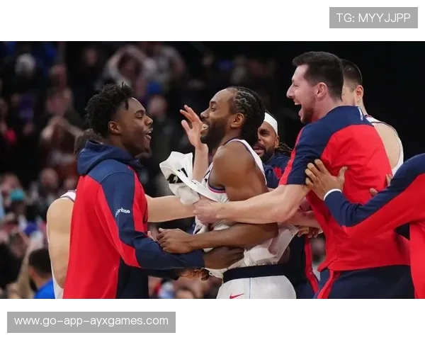 快船关键时刻的进攻配合成就胜利