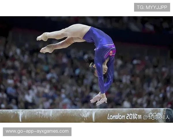 体操裁判怒吼选手动作不规范 体操裁判怒吼选手动作不规范