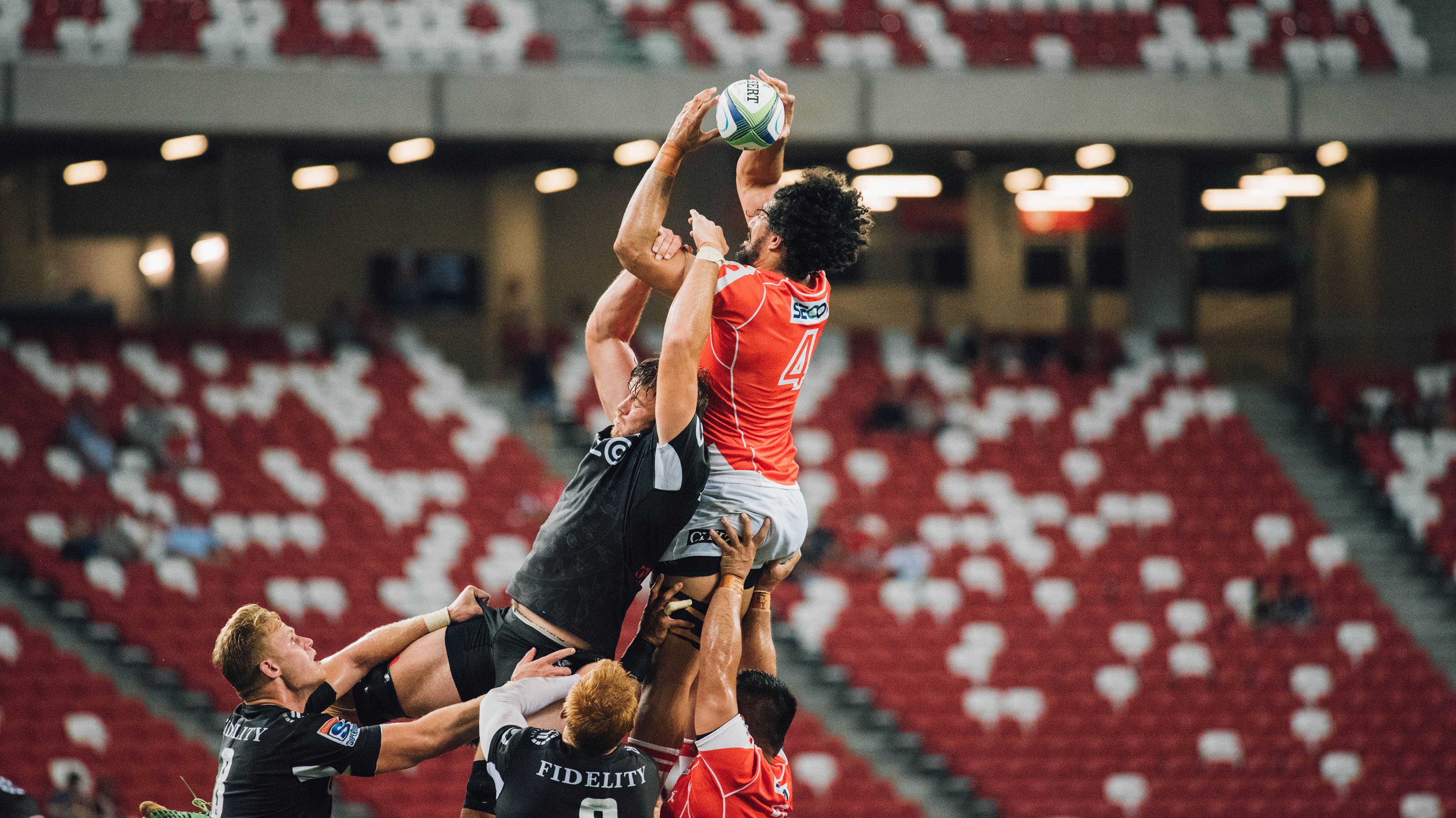 “幕后策略：车队的智谋决胜”